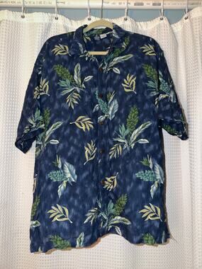 Vintage 2004 Hibiscus Collection Hawaii Rayon Aloha Shirt XXL